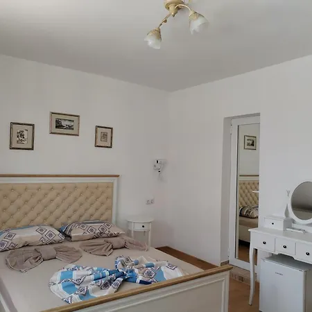 Стаи За Гости Гергана Град Созопол Exterior photo